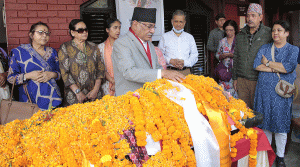 प्रचण्डले सुविधानगर पुगेर कोइरालाप्रति श्रद्धाञ्जली अर्पण गरे