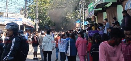 सिमरा विमानस्थल वरिपरि कर्फ्यू, जेन–जी र एमाले समर्थकबीच झडप