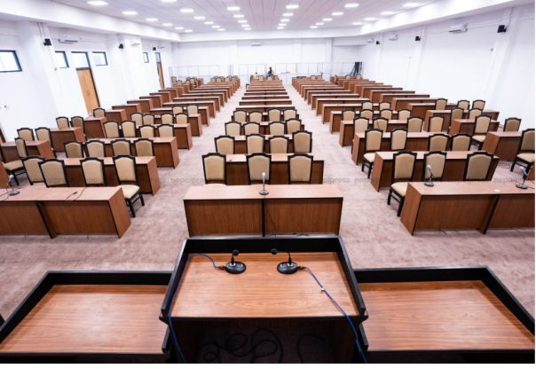 नवनिर्वाचित सांसदहरूको शपथ ग्रहणका लागि अस्थायी हल निर्माण अन्तिम चरणमा नवनिर्वाचित सांसदहरूको शपथ ग्रहणका लागि अस्थायी हल निर्माण अन्तिम चरणमा