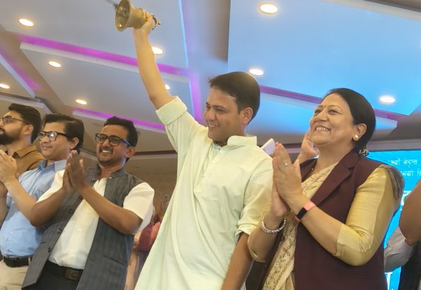 ‘चार महिनामै ३६ वर्षको बेथिति हट्दैन, पाँच वर्ष साथ दिनुस्’ :  महामन्त्री आचार्य