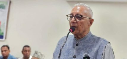 कांग्रेसको विवाद समाधान गर्न दुवै महाधिवेशन रोक्न शेखरको आग्रह