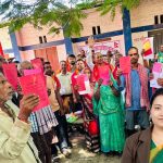 ११ वर्षपछि धनुषाका २३३ परिवारले पाए लालपुर्जा
