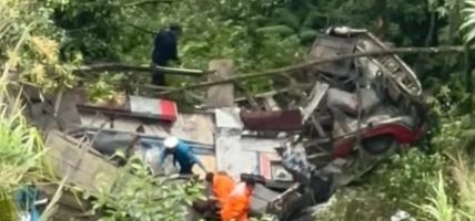 पोखराको स्कुल बस दुर्घटनामा ५ जनाको मृत्यु